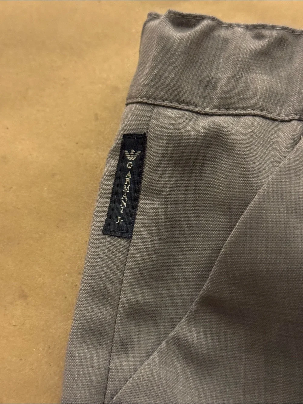 Armani Junior 2 Piece Grey Suit Size 4 Formal Graduation Wedding Virgin Wool
